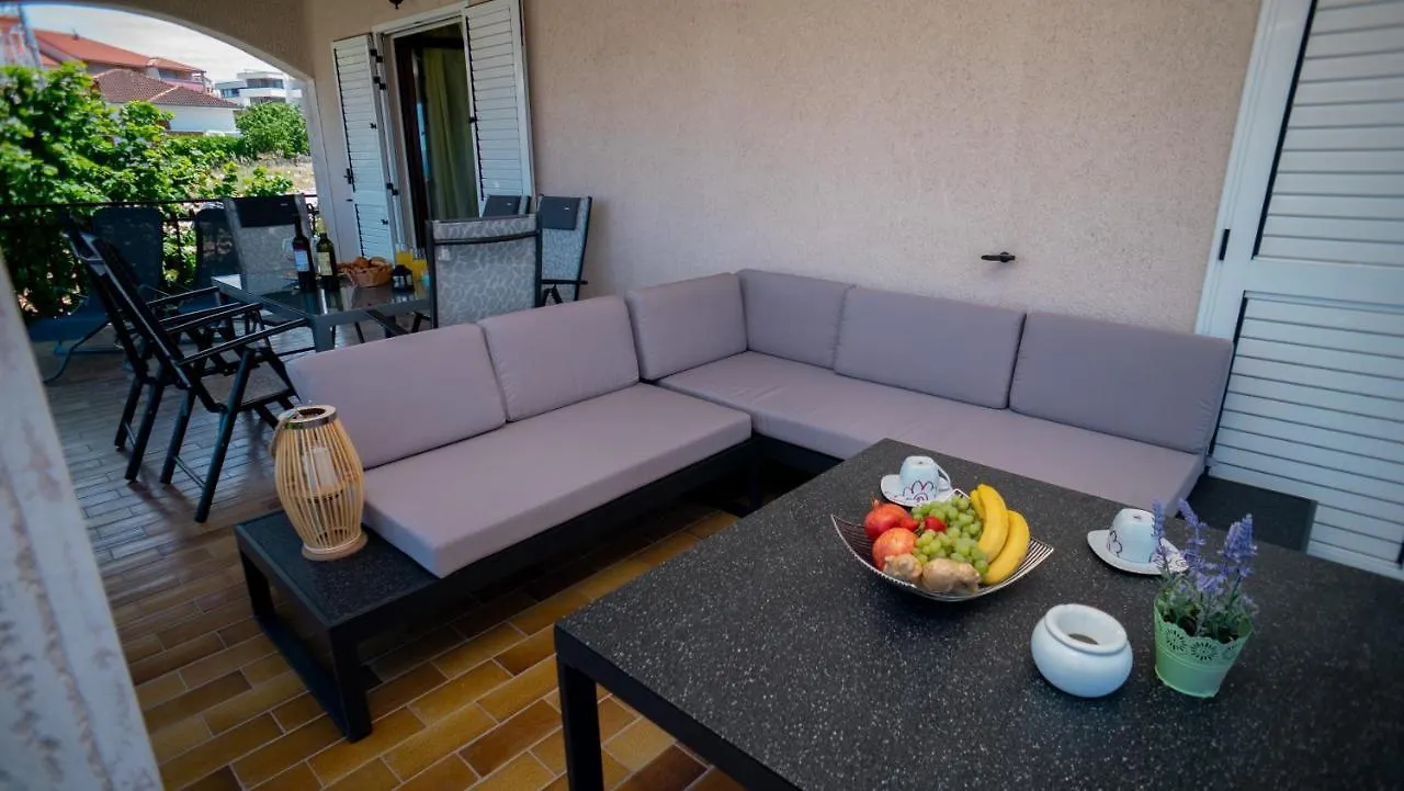 Apartment Villa Beata Trogir