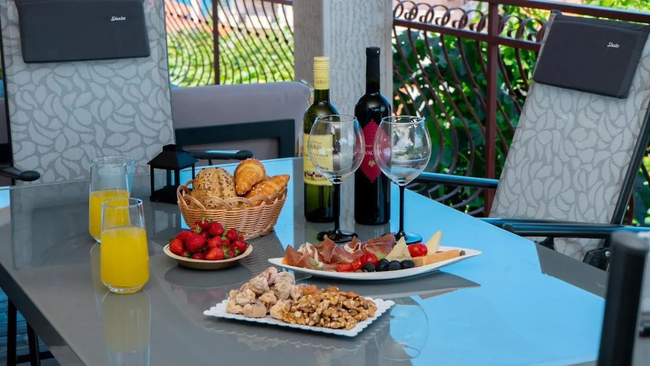 Apartment Villa Beata Trogir